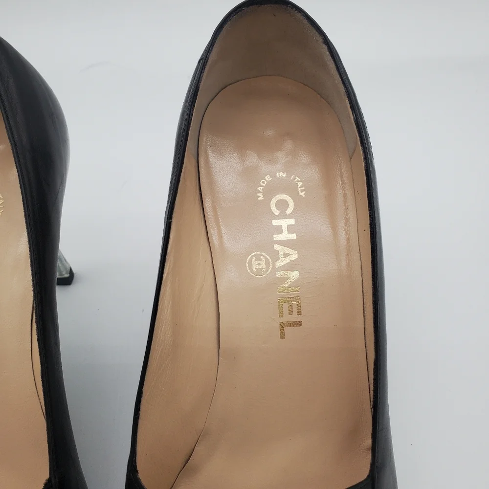 CHANEL Vintage 2000 Black Leather Pump Heels 41 - Picture 3 of 16